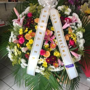 Foto do produto Coroa de Flores para Homenagem Póstuma - 010