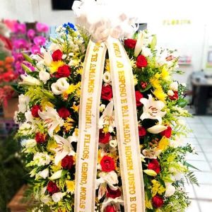 Foto do produto Coroa de Flores para Homenagem Póstuma - 019