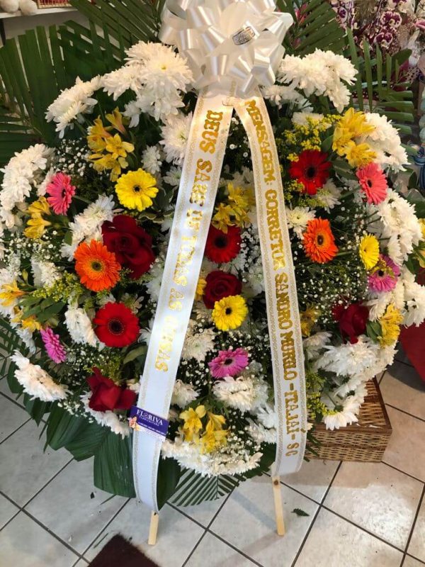 Coroa de Flores para Homenagem Póstuma - 027 - Floricultura Floriva